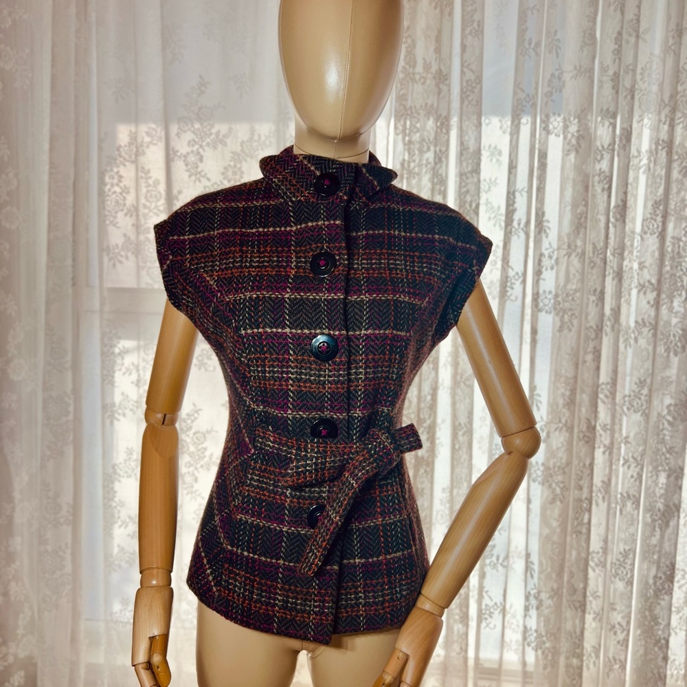 CAbi Cinch It Up Wool Blend Brown
Plaid Vest Size XS Tweed Vest
